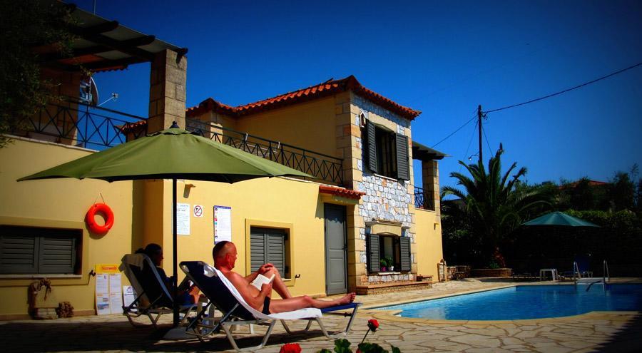 Finikes Apartments Stoúpa Exterior foto